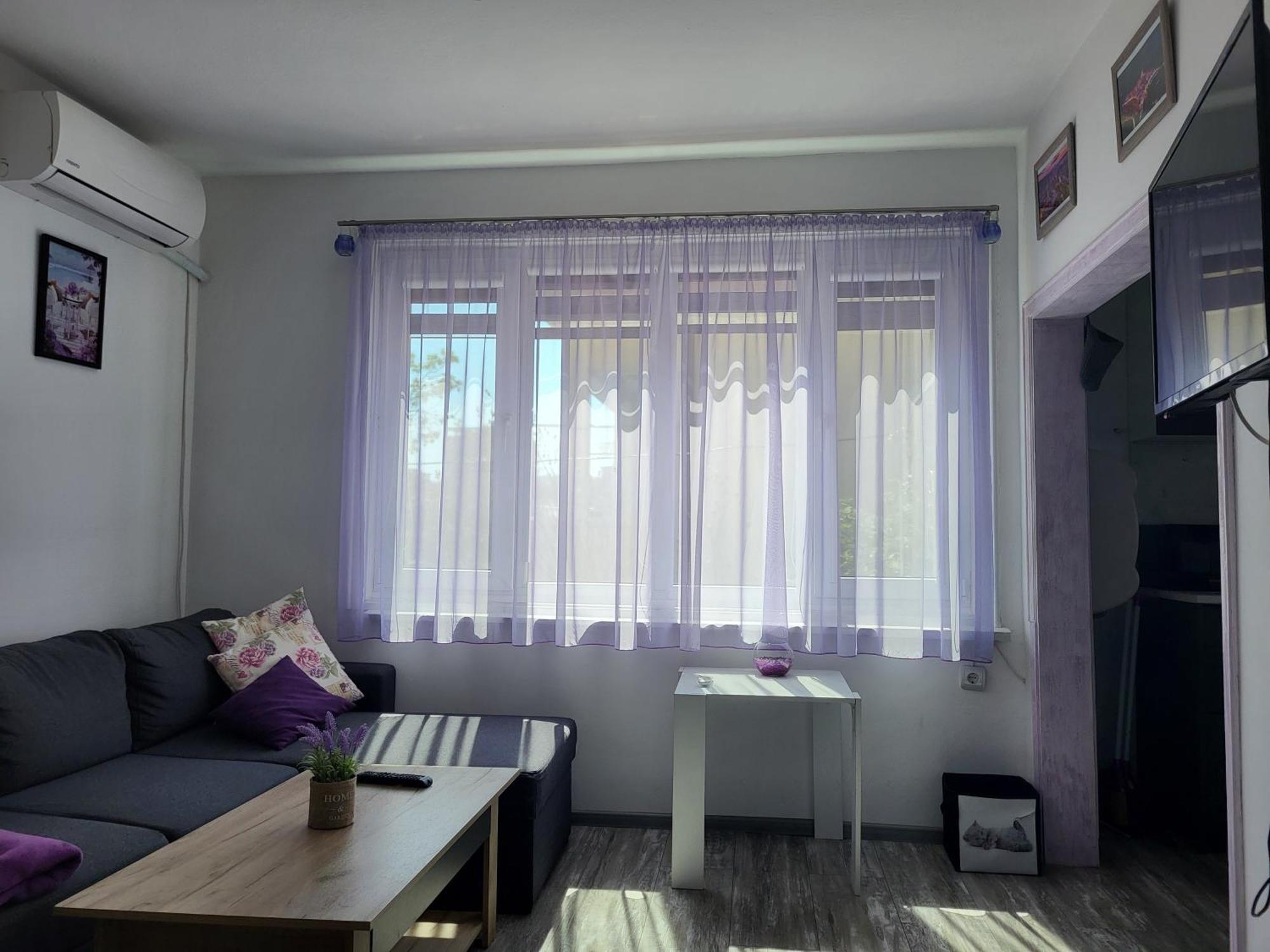 Purple * Veliko Tarnovo
